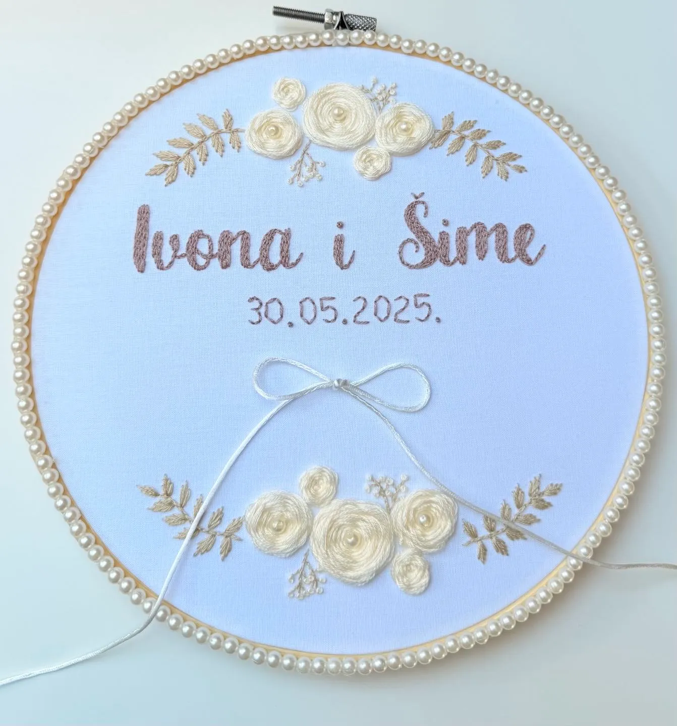 Vjenčani obruč s datumom